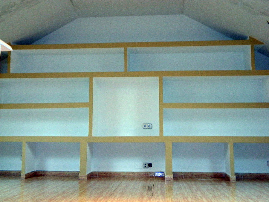 pintado de buhardilla y mural