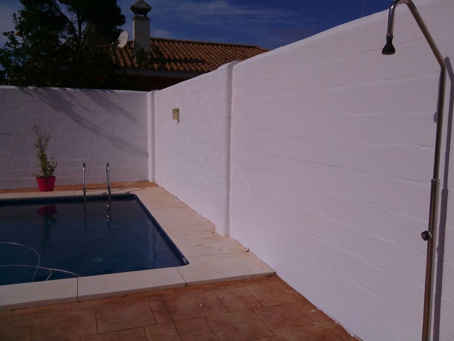 Pintado de muralla de chalet