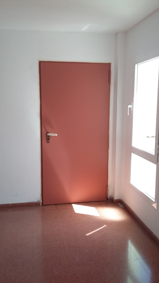 Pintado de puertas corta fuego