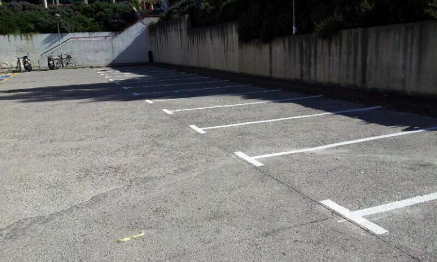 PINTADO LINEAS DE APARCAMIENTO