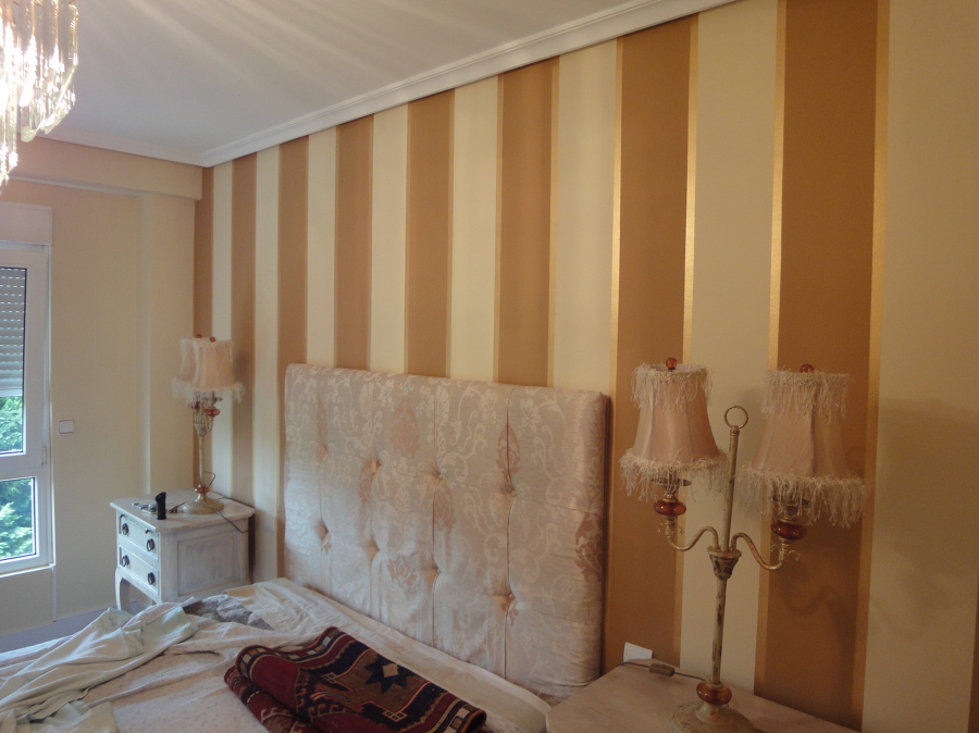 PINTADO RAYAS DECORATIVAS PARED DORMITORIO