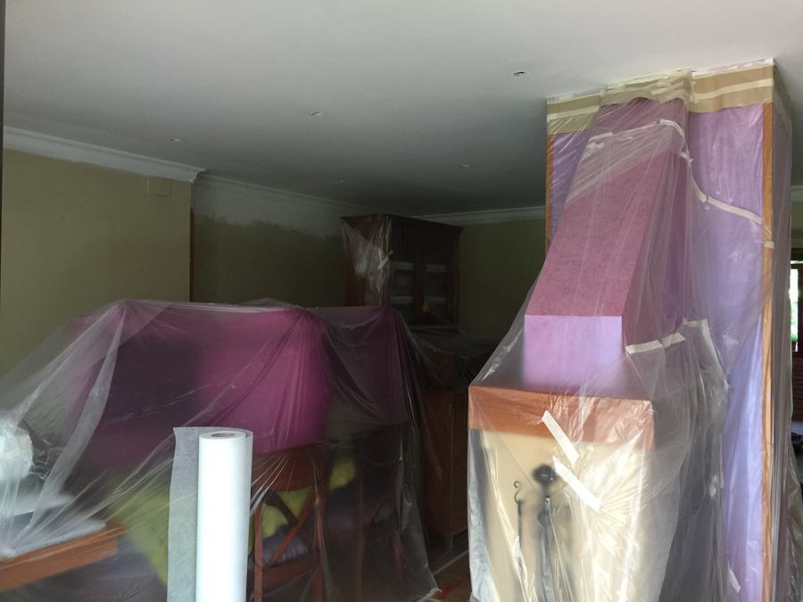 Pintando un salón-comedor