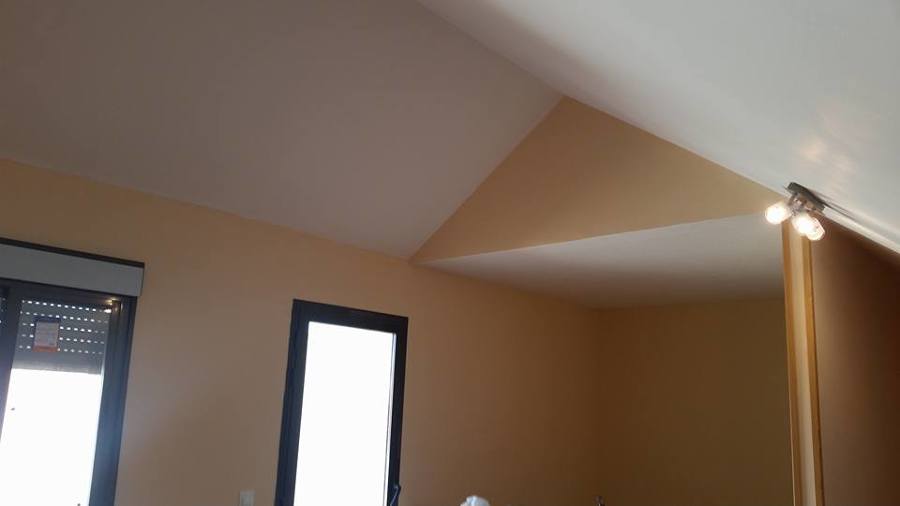 Pintura de buhardilla