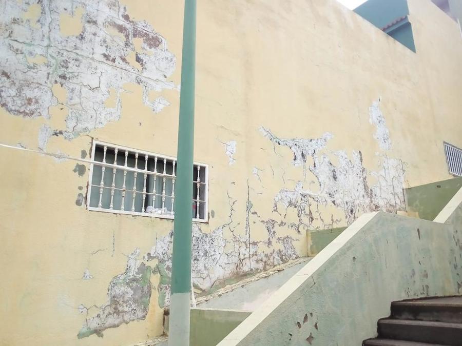 pintura exterior de fachada pared lateral