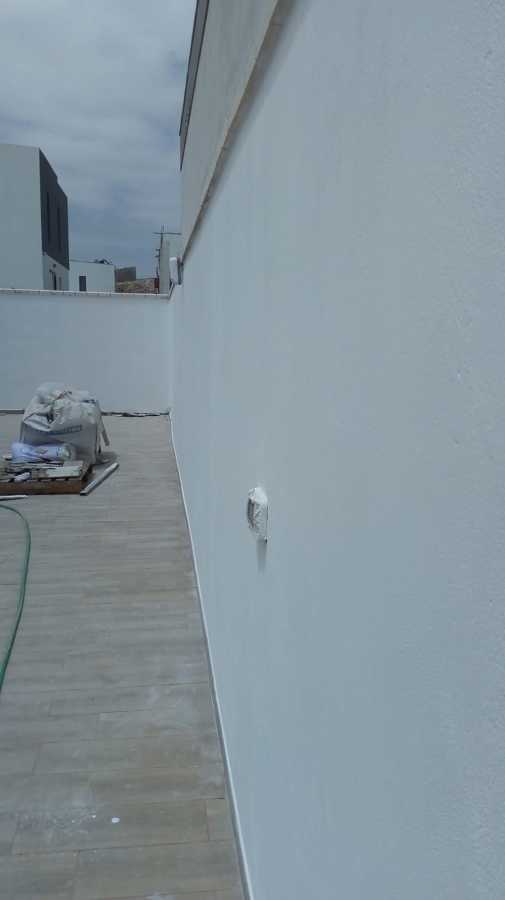 Pintura exterior de fachada y muros de alrededores