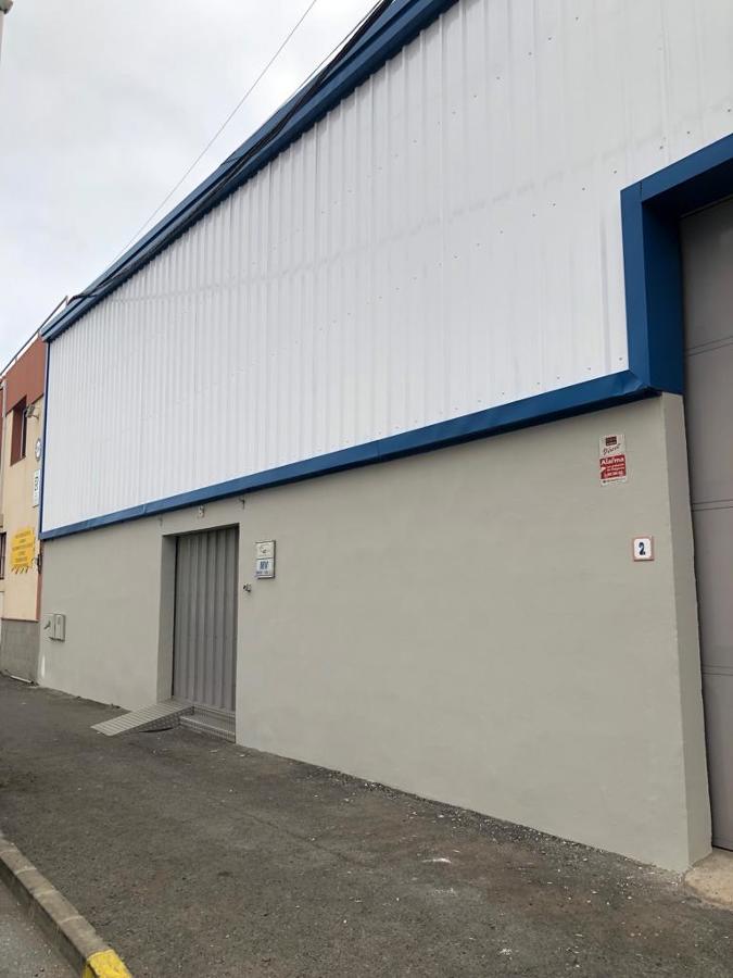 pintura exterior de nave industrial