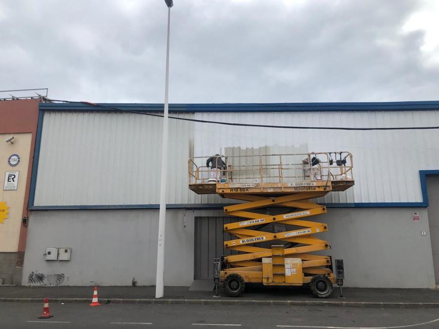 pintura exterior de nave industrial