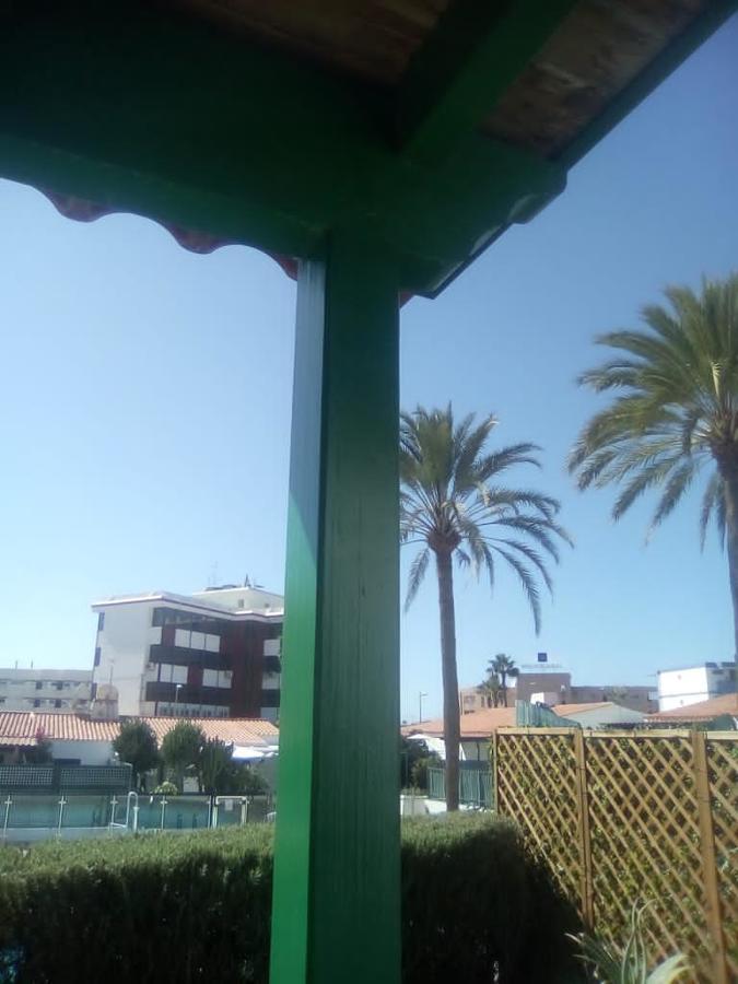 Pintura exterior de vivienda  y zonas comunes hierros