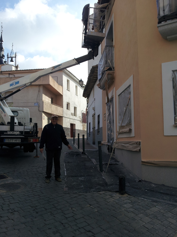 Pintura fachada e interior de vivienda