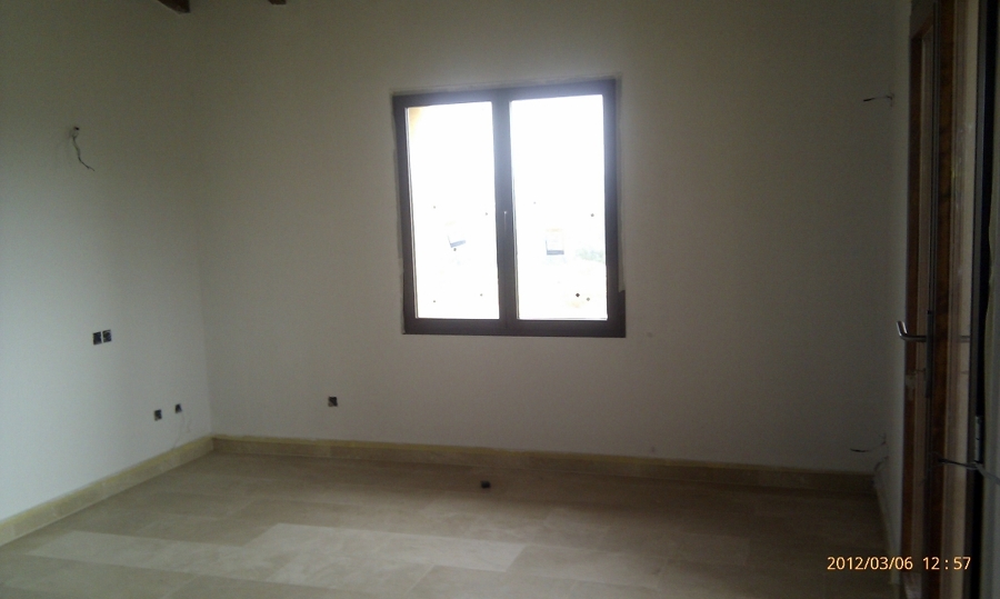 PINTURA INTERIOR EN CASA DE CAMPO NUEVA