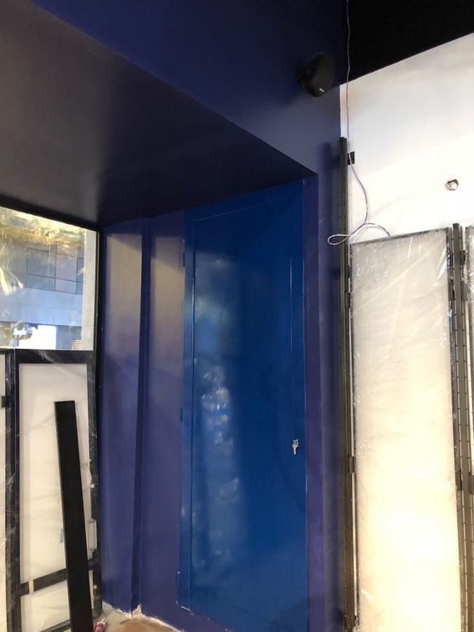 Pintura interior local comercial entrada
