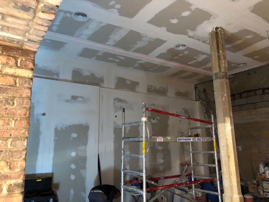 Pintura interior local comercial paredes y techos