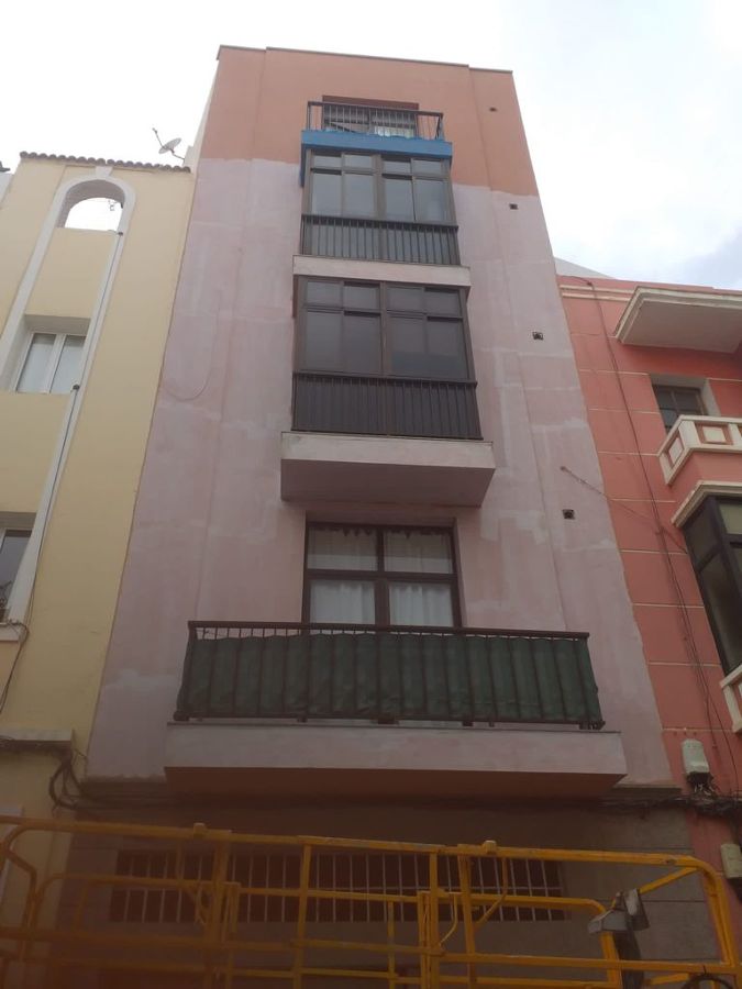 Pintura y rehabilitación de fachada exterior edificio
