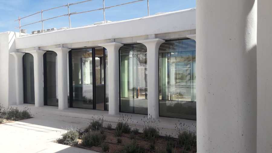 Piscina en construcción