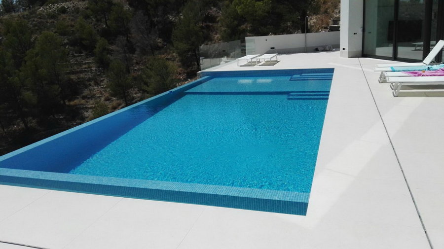 Piscina realizada por HIDROPROF