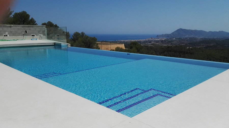 Piscina realizada por HIDROPROF