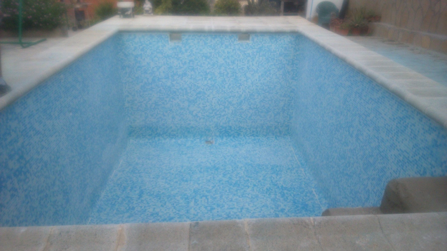 Piscina revestida con gresite