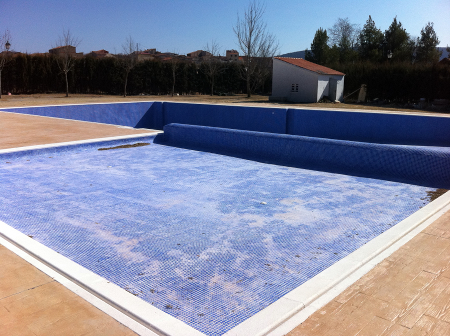 Piscinas municipales de la Yesa (Valencia)