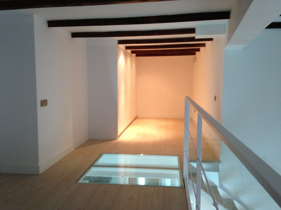 Pl. Altillo. Zona vestidor y despacho