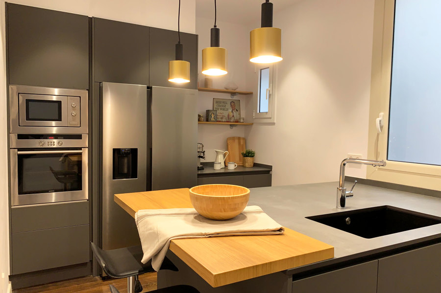 Placa inducción invisible