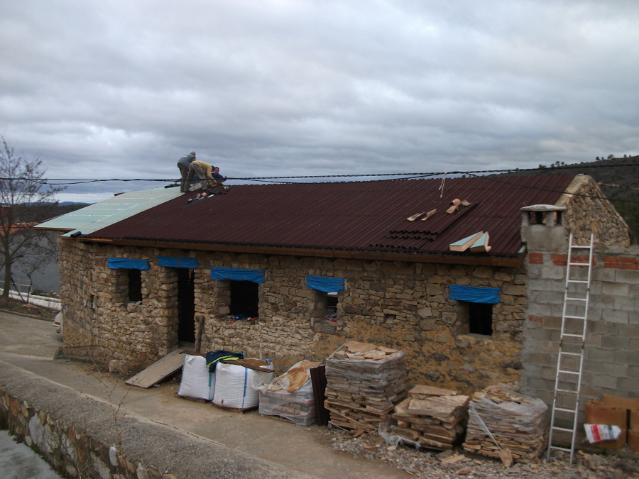 Placas bajo teja Onduline