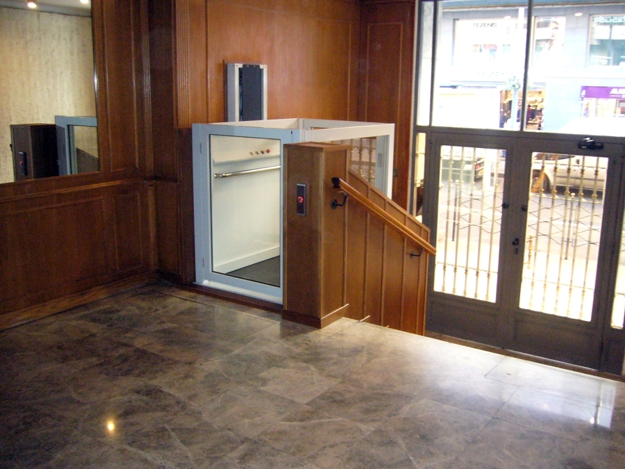 Plataforma Elevación Vertical Simotec