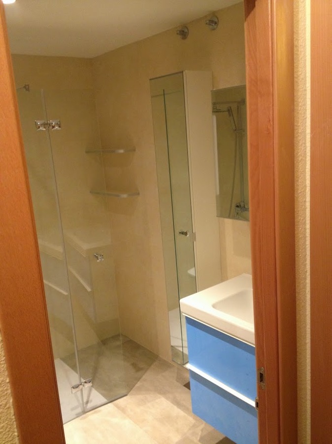 Plato de ducha al nivel del suelo