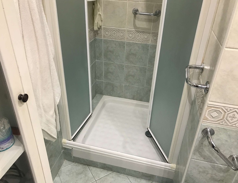 PLATO DE DUCHA ALTO EXISTENTE