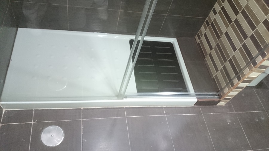 plato de ducha de loza 