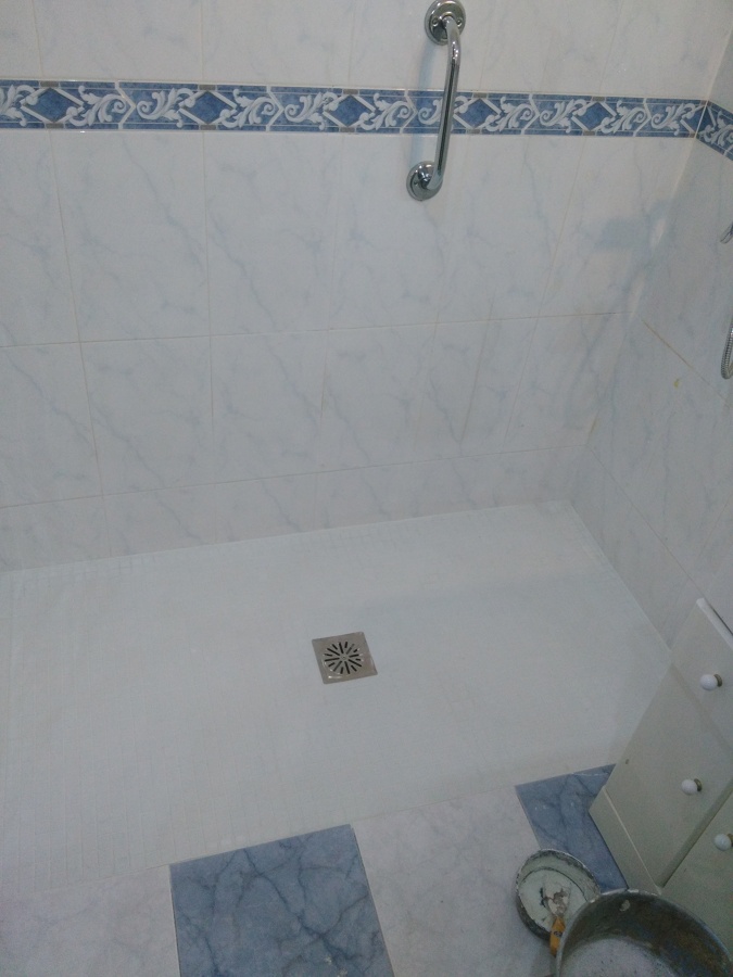 Plato de ducha de obra para minusvalidos