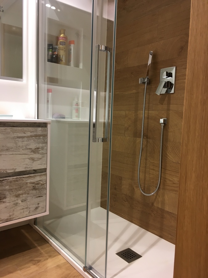 Plato de Ducha Pizarra con rociador efecto lluvia + monomando