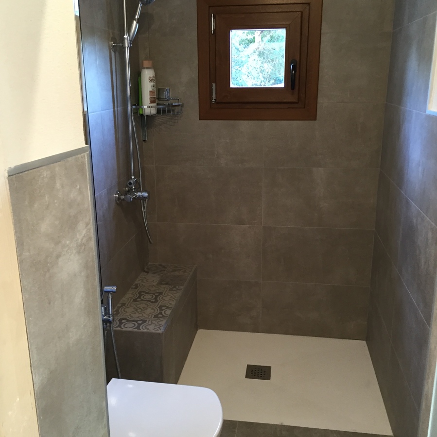 Plato ducha con banco 