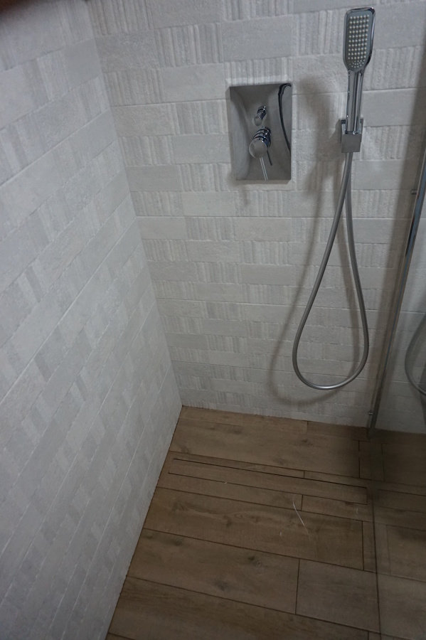 PLATO DUCHA IMITACION PARQUET