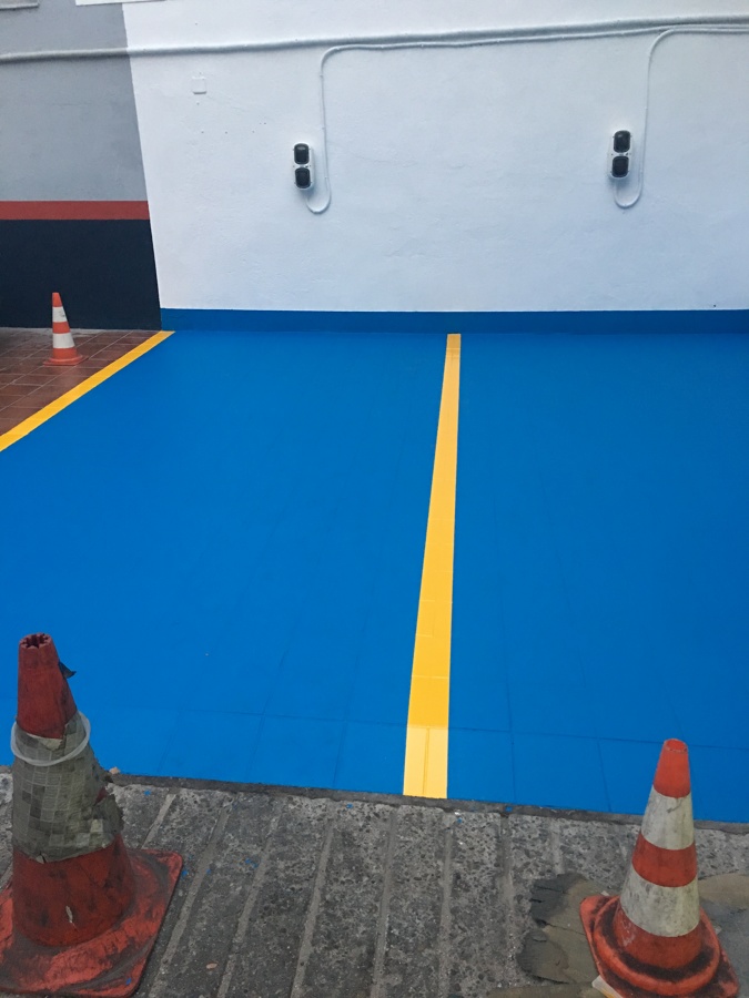 plazas coches en caucho