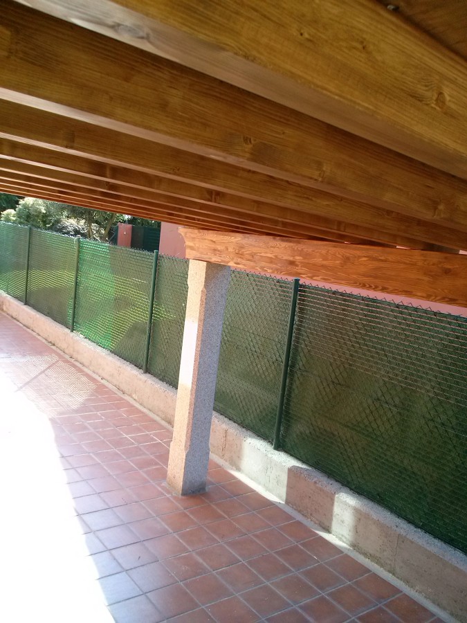 Porche en madera maciza