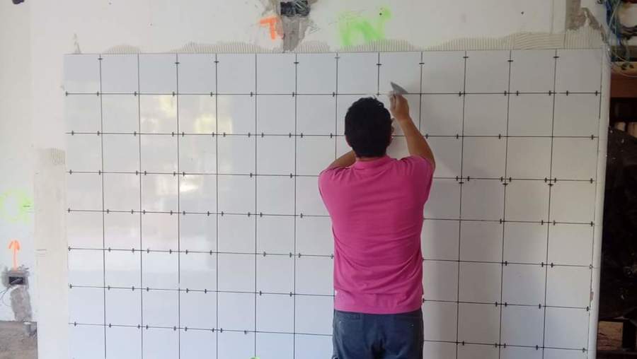 Posa baldosa cocina RISTORANTE ANIMA IBIZA