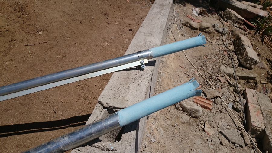 POSTES NUEVOS ,REVERTIDO EN SU PARTE INFERIOR CON MATERIAL ANTCORROSIVO