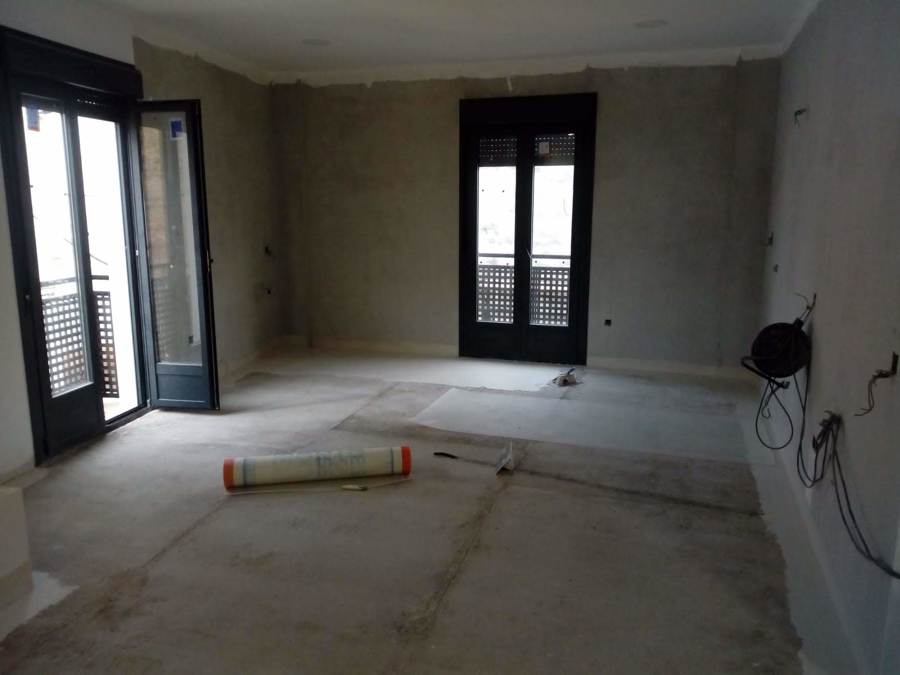 PREPARACIÓN DE SUELO PARA MICROCEMENTO