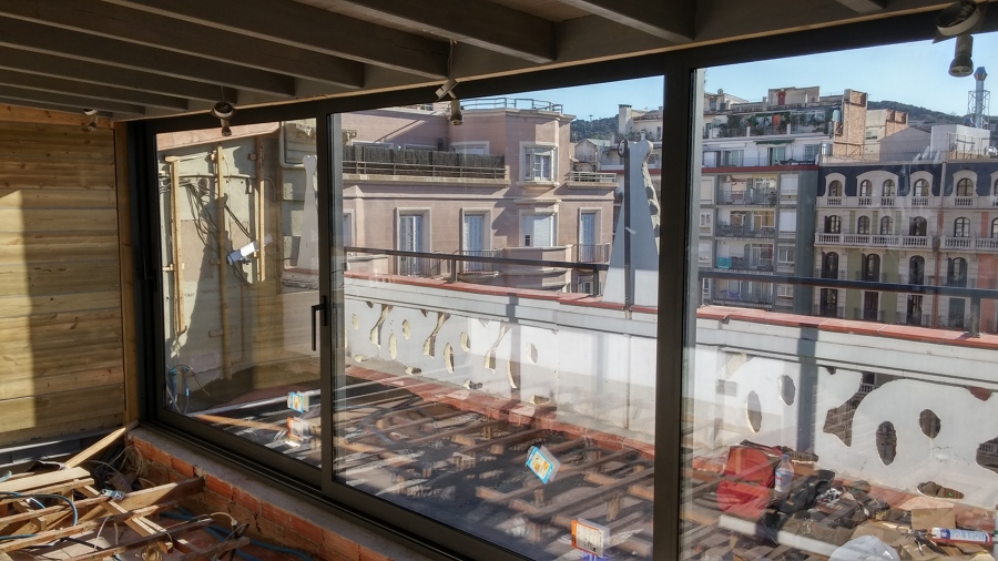 Preparación del suelo en el espacio cubierto por el cerramiento