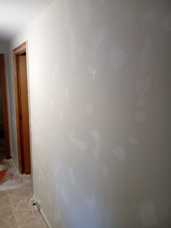 Preparación paredes para pintar, enmasillado final