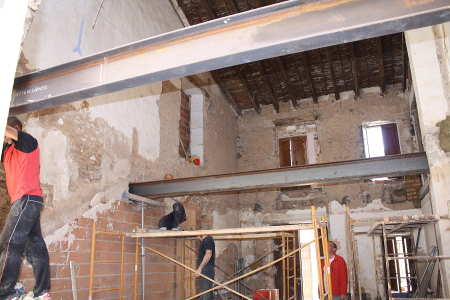 Preparación vigas carga para forjado