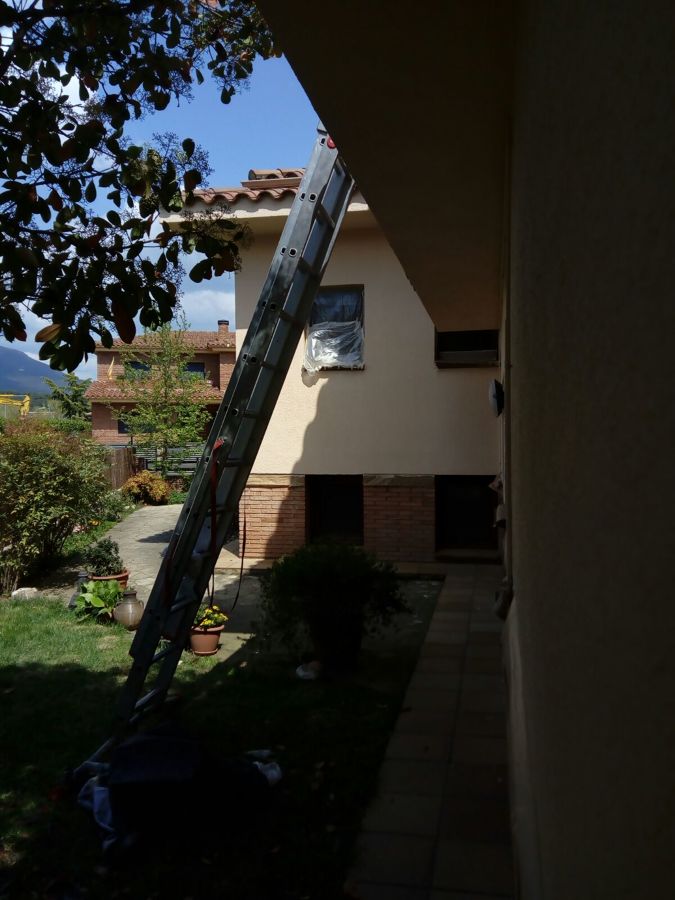 Preparación y cubrimiento de superficies