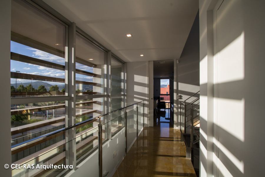 Presencia de las luces del atardecer