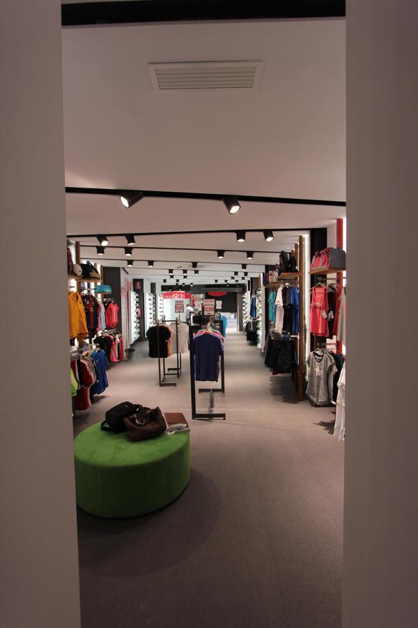 PRESSING BY DIAZ CANO