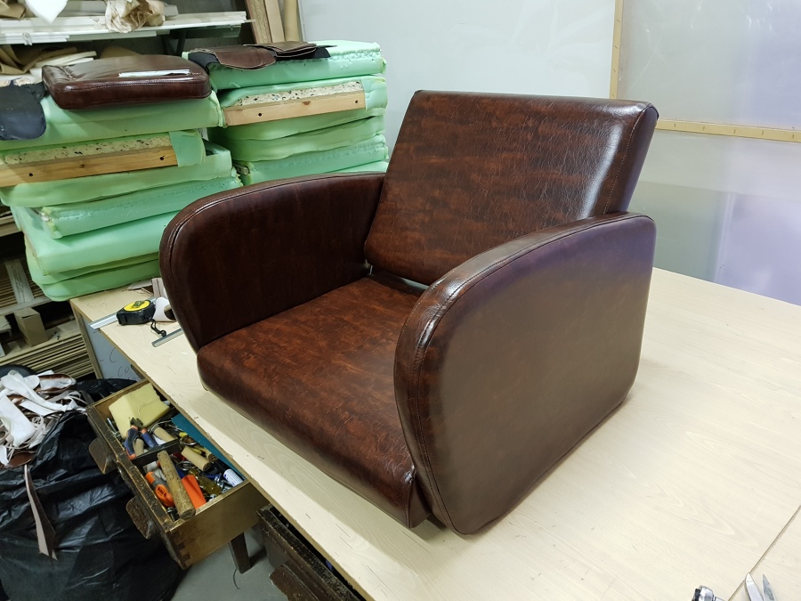 Primer sillón terminado.