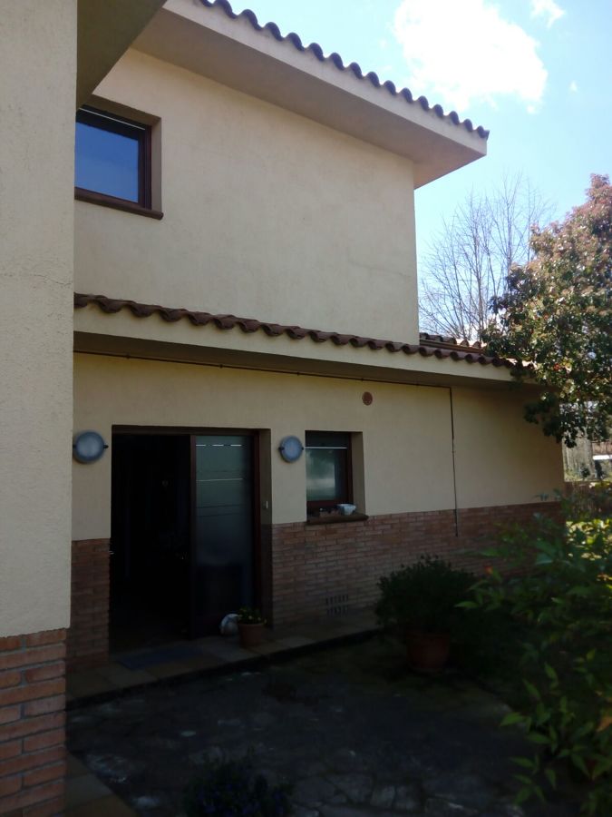 Primera mano de pintura