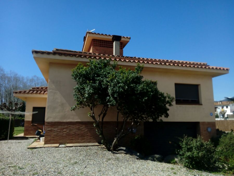 Primera mano de pintura