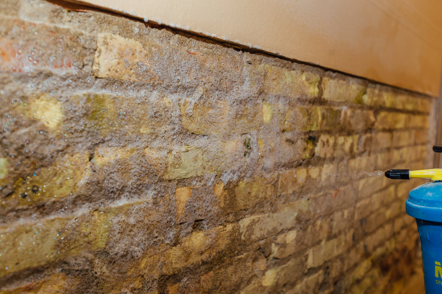 producto para limpieza humedades