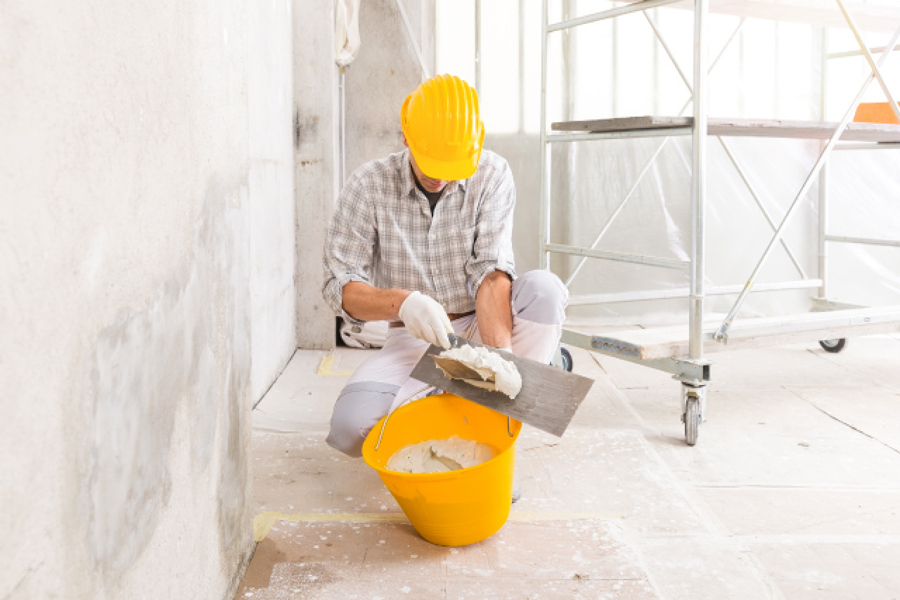 profesional de reparación de humedades