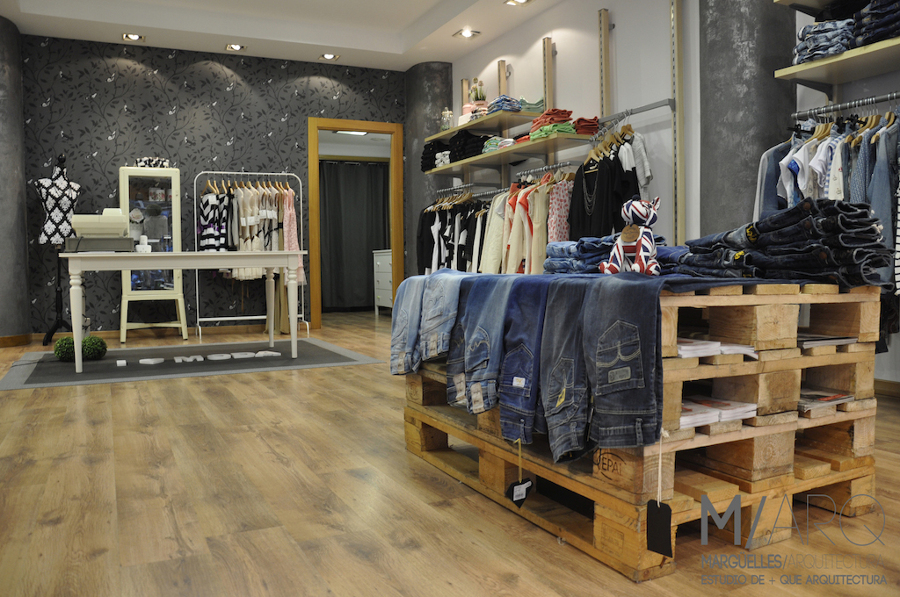 Proyecto de Diseño de interiores de tienda de ropa